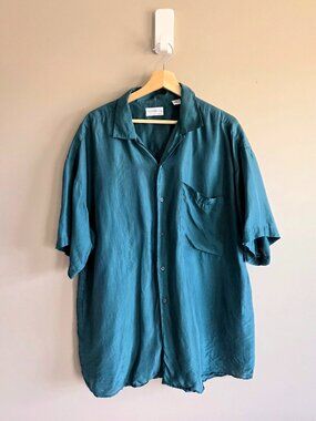 Sostanza Contemporary Apparel 100% Silk Man's Green Shirt.